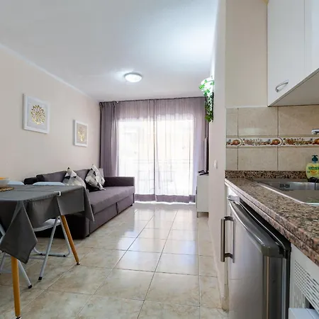 Great Location W 1 Bedroom Apartment